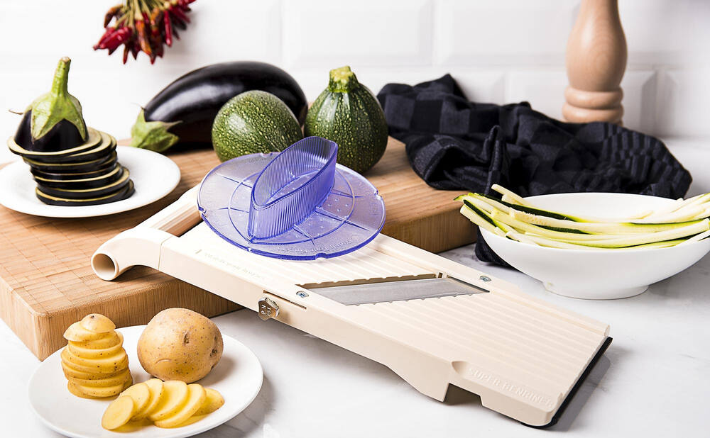 Acheter Éplucheur de fruits multifonctionnel avec récipient, outil  d'épluchage de légumes, râpe à pommes de terre en plastique, Gadgets de  cuisine